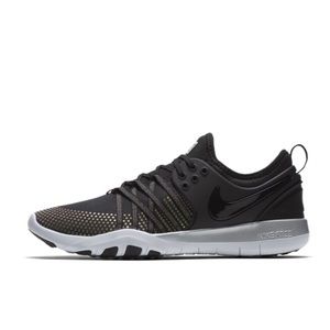NIKE Free TR 7 Metallic Training Shoe